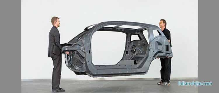 電動車采用全鋁車身或全碳纖維車身（如寶馬i系列），都是為了減輕重量、降低滾阻。