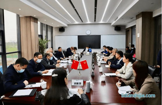 市政協(xié)調(diào)研組一行蒞臨天力鋰能調(diào)研指導(dǎo)工作