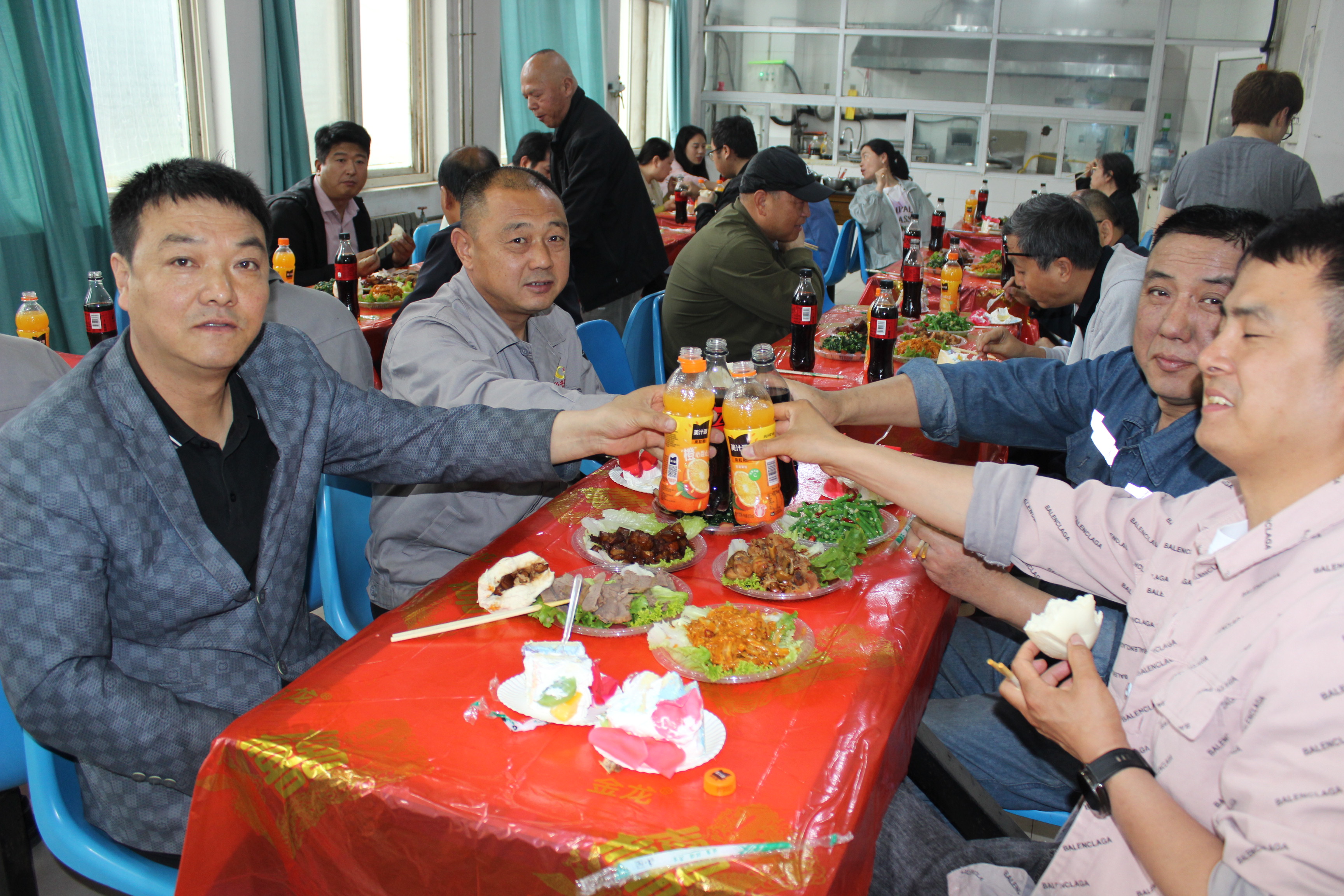 咸陽華光窯爐設備有限公司21周年慶典